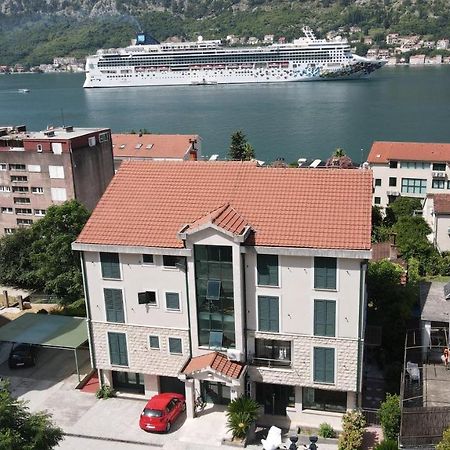 Promenade,5 Min Old Town Apartment Kotor Exterior photo